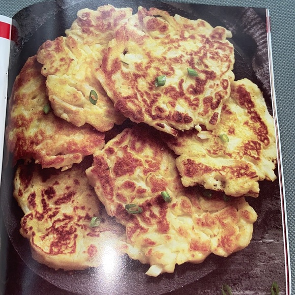 Dash Mini Maker Griddle 4" Yellow with Recipe Booklet - Picture 9 of 12